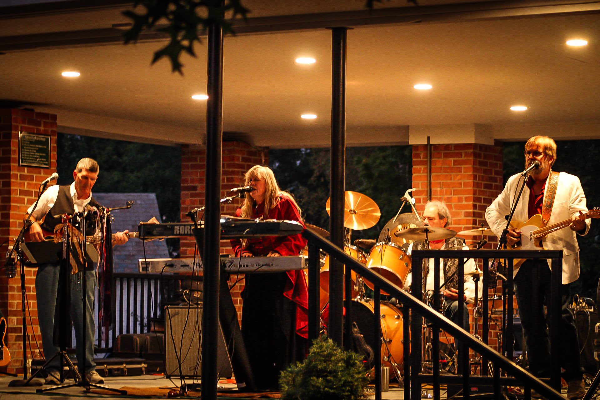 Summer Concert Series Presents: Gold Dust Gypsies Summer Concert Series Presents: Gold Dust Gypsies